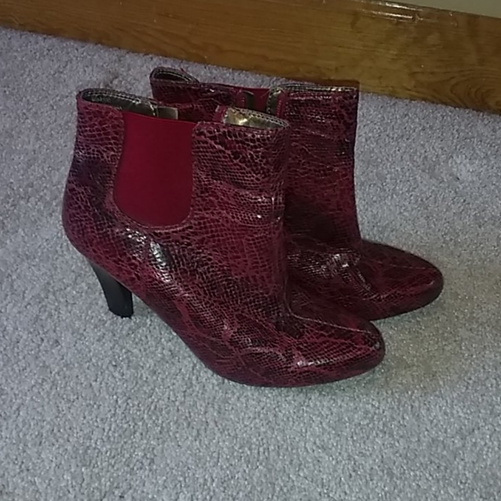 Snakeskin print boots